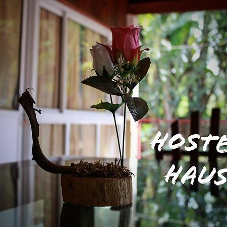 Hostel Haus Puerto Iguazú Extérieur photo