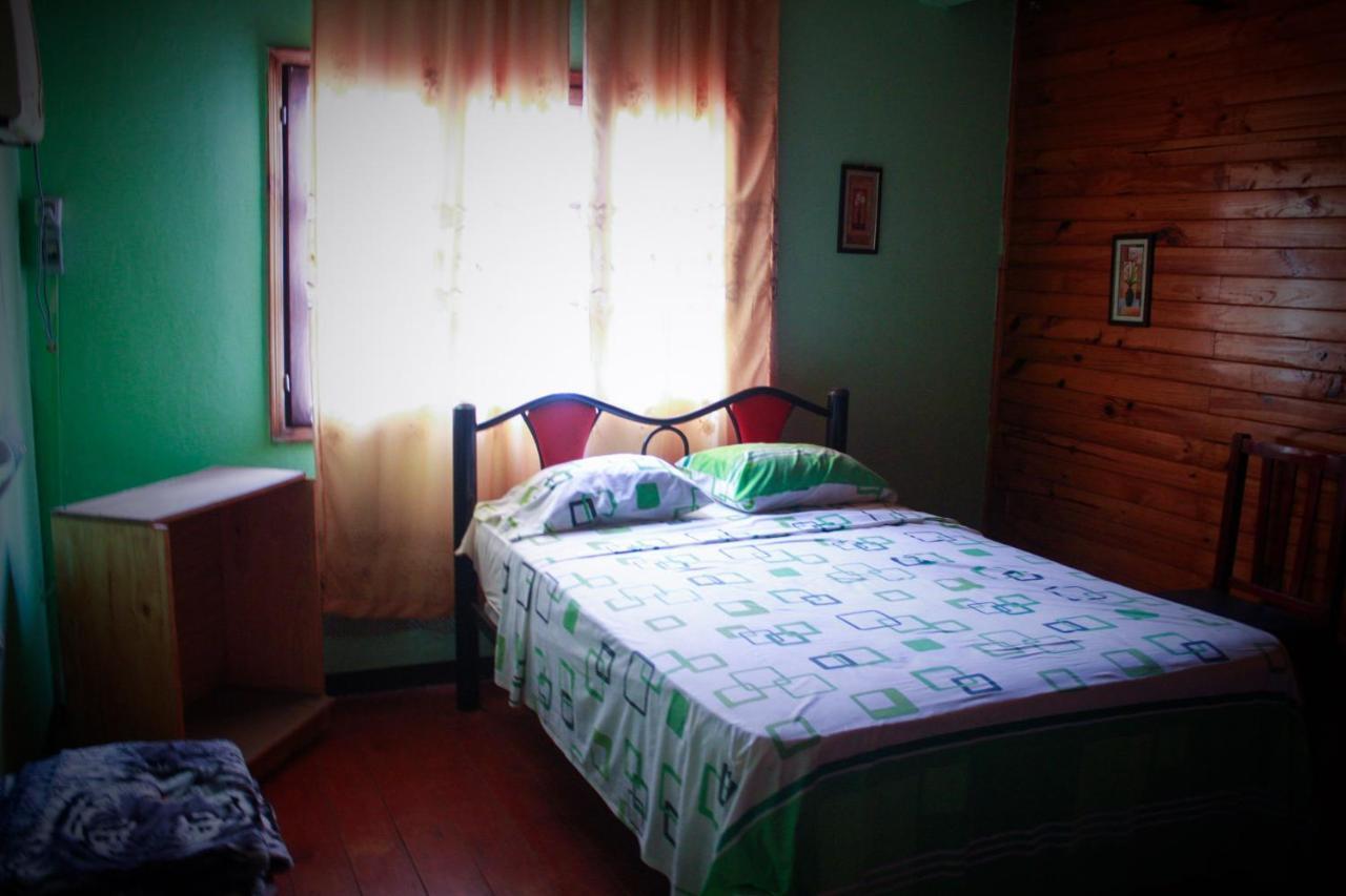 Hostel Haus Puerto Iguazú Extérieur photo
